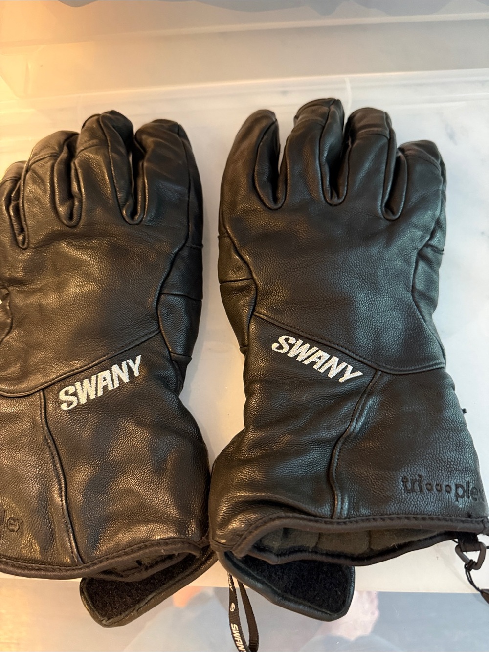 Leather Swany Black Leather Ski Gloves - Insulated Winter Gloves